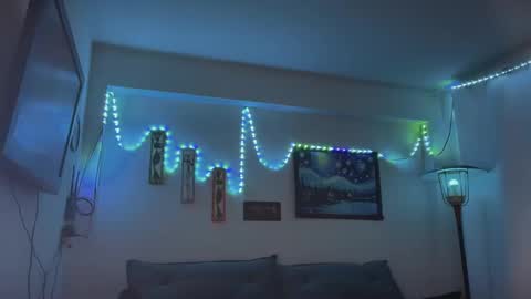 Luke online show from September 9, 2025, 3:50 am