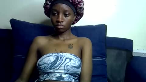 enkarxx online show from February 18, 2026, 1:01 am