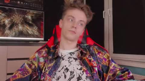 Enker online show from December 1, 2025, 3:44 am