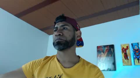 Snapshot of enriblack92 chatting on December 26, 2024, 2:16 pm enriblack92 online show from December 26, 2024, 2:16 pm