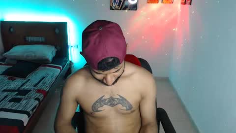 Snapshot of enriblack92 chatting on December 27, 2024, 6:53 pm enriblack92 online show from December 27, 2024, 6:53 pm