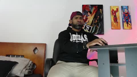 Snapshot of enriblack92 chatting on December 30, 2024, 12:22 am enriblack92 online show from December 30, 2024, 12:22 am