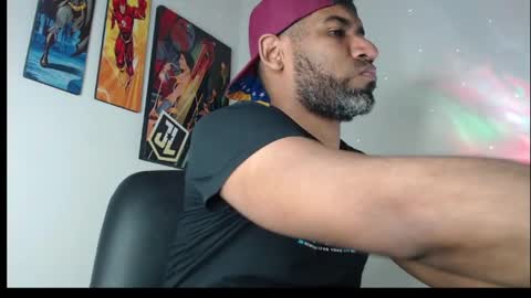 Snapshot of enriblack92 chatting on February 9, 2025, 2:28 am enriblack92 online show from February 9, 2025, 2:28 am