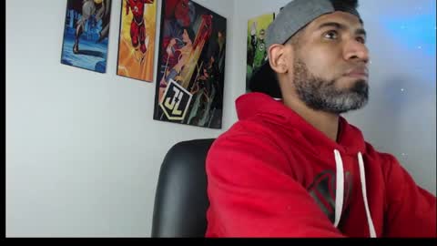 Snapshot of enriblack92 chatting on February 13, 2025, 2:01 am enriblack92 online show from February 13, 2025, 2:01 am