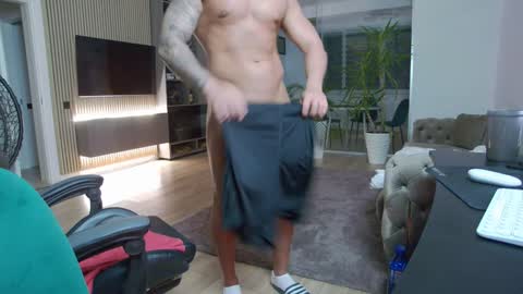 Erik online show from February 7, 2025, 11:13 pm