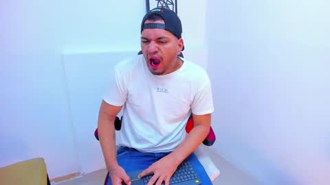 enrique online show from January 20, 2025, 12:07 pm