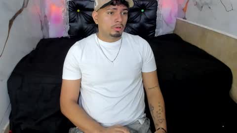 enrique online show from October 24, 2025, 11:39 am