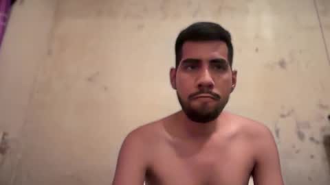 Enriquegc197 online show from January 23, 2025, 2:02 am