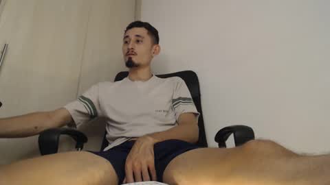 enzo 1408 online show from February 12, 2025, 6:19 am