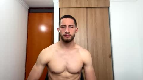 Snapshot of enzo_savage chatting on May 19, 2026, 5:52 pm enzo_savage online show from May 19, 2026, 5:52 pm