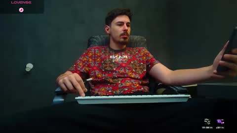 EnzoRace online show from September 27, 2025, 5:01 am