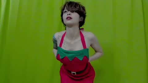 Leyla online show from December 24, 2024, 6:39 pm