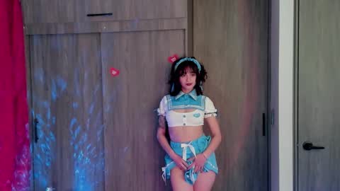 Leyla online show from February 5, 2026, 8:57 pm