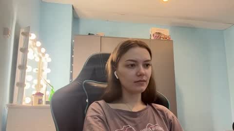 Lily online show from March 30, 2026, 12:11 am