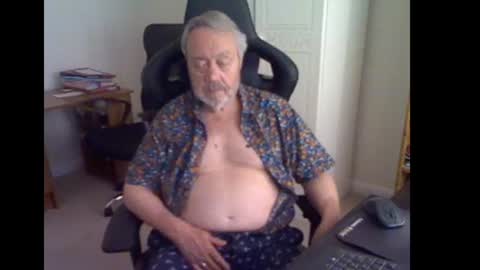 Snapshot of erasmus_d chatting on June 21, 2026, 4:42 pm erasmus_d online show from June 21, 2026, 4:42 pm
