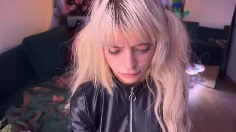 Snapshot of erectioneeering chatting on October 6, 2025, 11:29 am Alissa online show from October 6, 2025, 11:29 am