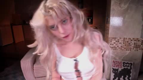 Snapshot of erectioneeering chatting on January 15, 2026, 8:23 pm Alissa online show from January 15, 2026, 8:23 pm