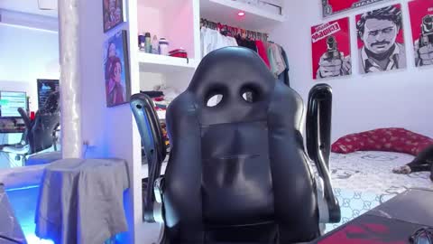 Tht BOSS Eren online show from September 14, 2025, 4:55 am