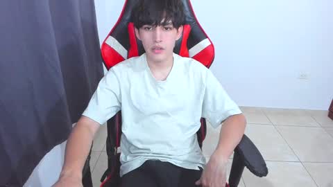 eren_tatakae online show from September 11, 2025, 3:28 am