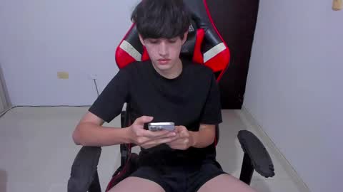 eren_tatakae online show from April 1, 2026, 11:57 pm