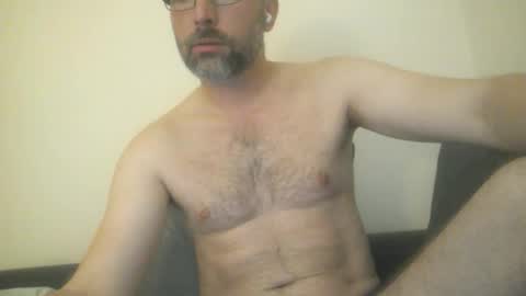 eric334418 online show from September 18, 2025, 8:49 am