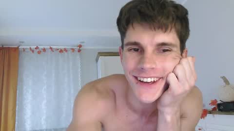 Eric Crush online show from October 8, 2025, 4:21 am