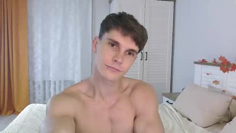 Eric Crush online show from October 15, 2025, 4:01 am