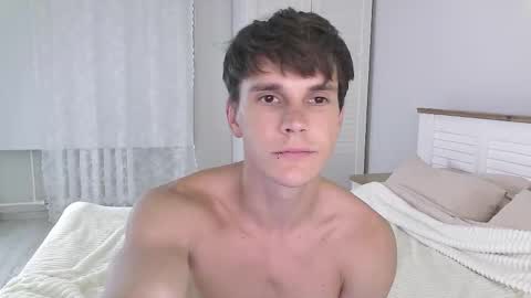 Eric Crush online show from December 3, 2025, 3:47 am