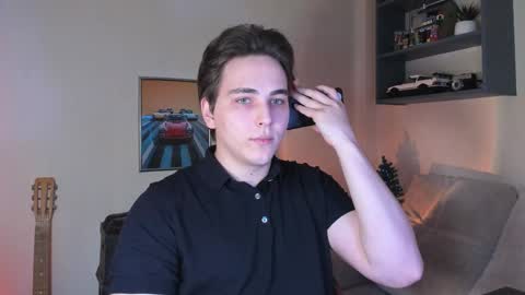 Eric online show from December 19, 2025, 6:37 pm