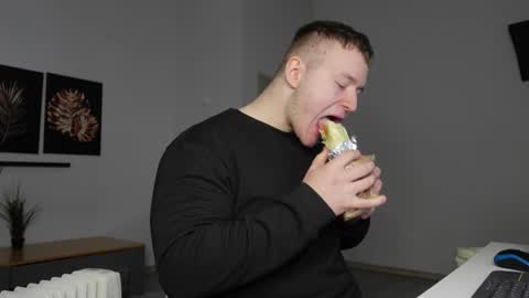    online show from December 2, 2025, 1:17 pm