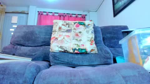 eric_twink18 online show from February 24, 2025, 3:31 pm