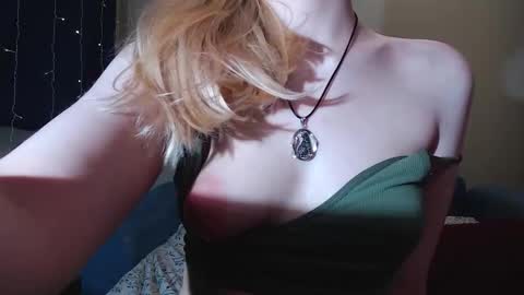 Erica online show from October 12, 2025, 10:58 am