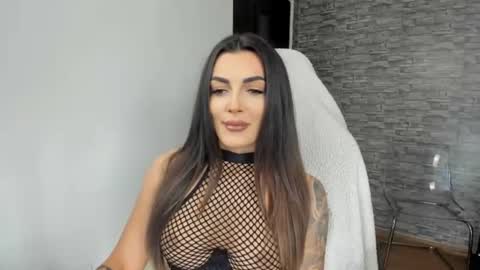 Snapshot of erica_xoo chatting on June 15, 2026, 5:26 pm Riaaa online show from June 15, 2026, 5:26 pm