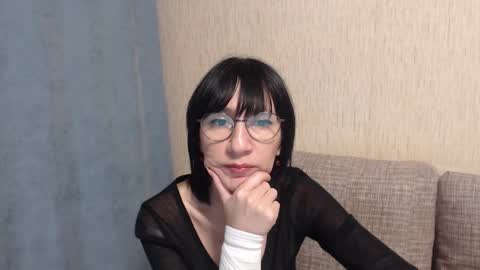 ericablack8 online show from March 4, 2025, 7:11 pm