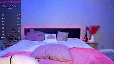 Erica online show from January 27, 2025, 9:11 pm