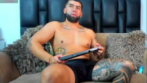 my   online show from January 14, 2026, 4:18 am