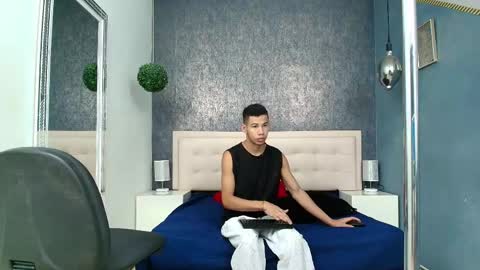   online show from April 19, 2026, 12:04 pm