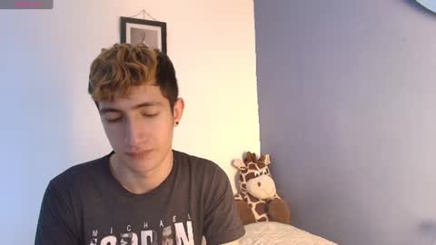 Snapshot of erik_golden_ chatting on July 13, 2026, 8:22 pm I am Erik online show from July 13, 2026, 8:22 pm