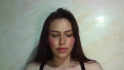 Erika online show from March 28, 2026, 3:39 am