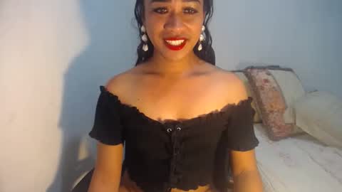 erika_madrigal online show from January 21, 2025, 4:43 am
