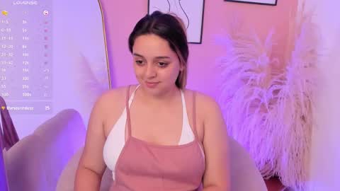 Erika Mendez online show from October 4, 2025, 8:40 pm