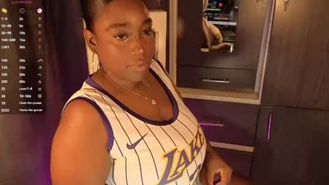 Snapshot of erikaduboy chatting on May 16, 2026, 11:53 am Eika Duboy online show from May 16, 2026, 11:53 am