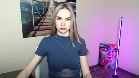 Erika online show from April 22, 2026, 11:56 am