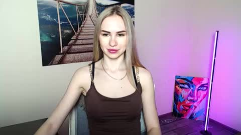 Snapshot of erikagavin chatting on May 7, 2026, 11:48 am Erika online show from May 7, 2026, 11:48 am