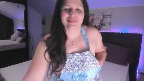 ErikaGold online show from April 4, 2026, 5:43 pm
