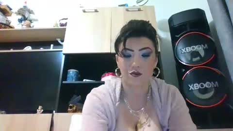 erikaguapa1989 online show from April 13, 2026, 2:28 am