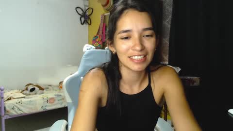 erina_1 online show from January 12, 2025, 2:24 am