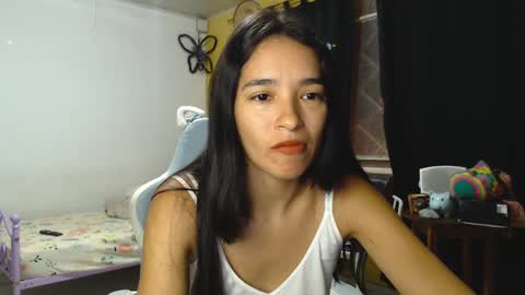 erina_1 online show from February 8, 2025, 2:47 am