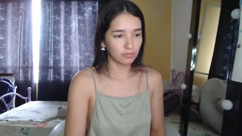erina_1 online show from November 10, 2025, 5:23 pm
