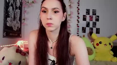 Snapshot of erisunn chatting on June 26, 2026, 7:18 pm EriSun online show from June 26, 2026, 7:18 pm